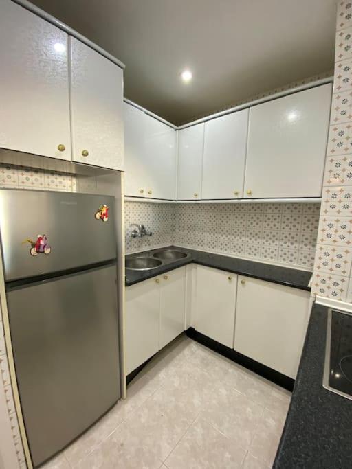 Lovely 1 Bedroom Apartment With Sea Views And Pool เอสเตโปนา ภายนอก รูปภาพ